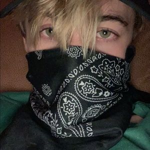 Meet your Posher, Chayton